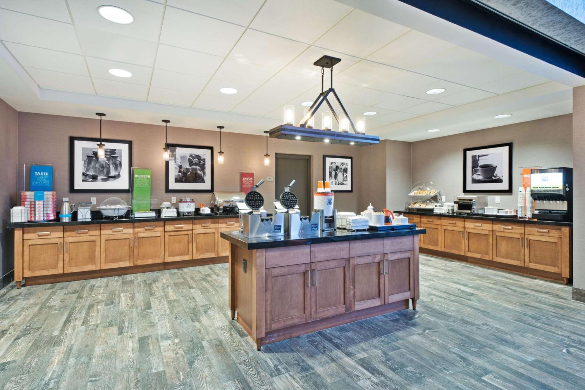 Hotel Hampton & North Huntingdon-irwin, Pa 3*